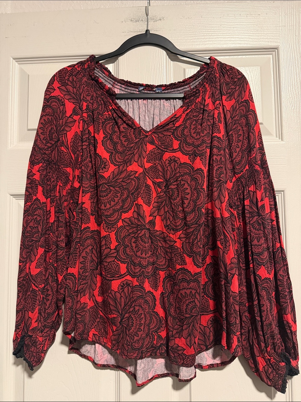 Democracy Red and Black Floral V-Neck Blouse